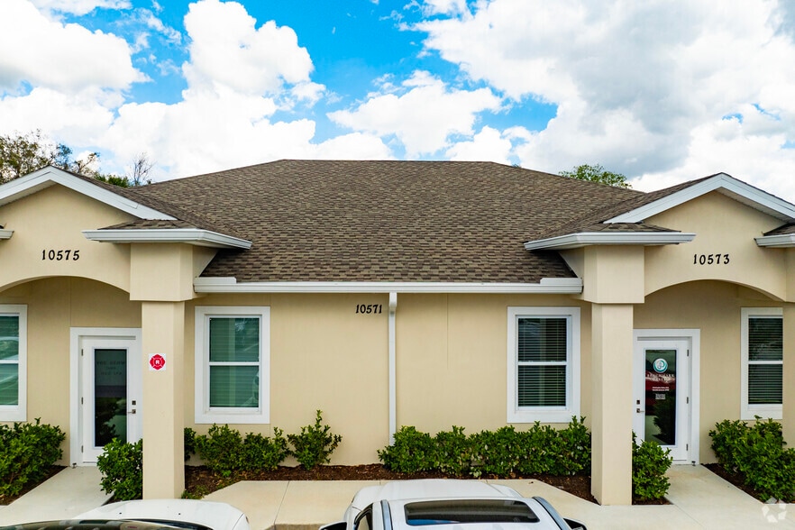 10571-10575 Bloomingdale Ridge, Riverview, FL for sale - Building Photo - Image 2 of 8