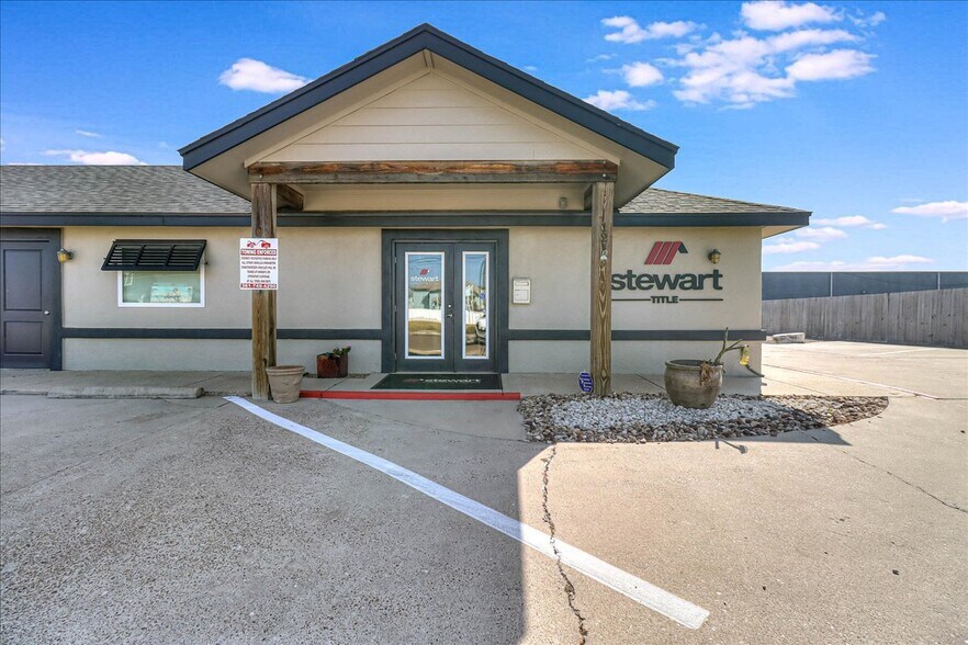 121 Cut Off Rd, Port Aransas, TX à vendre - Photo du bâtiment - Image 2 de 71