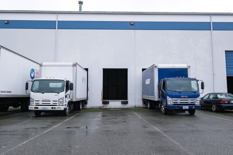 4350 Pacific Hwy, Bellingham, WA for lease - Building Photo - Image 2 of 32