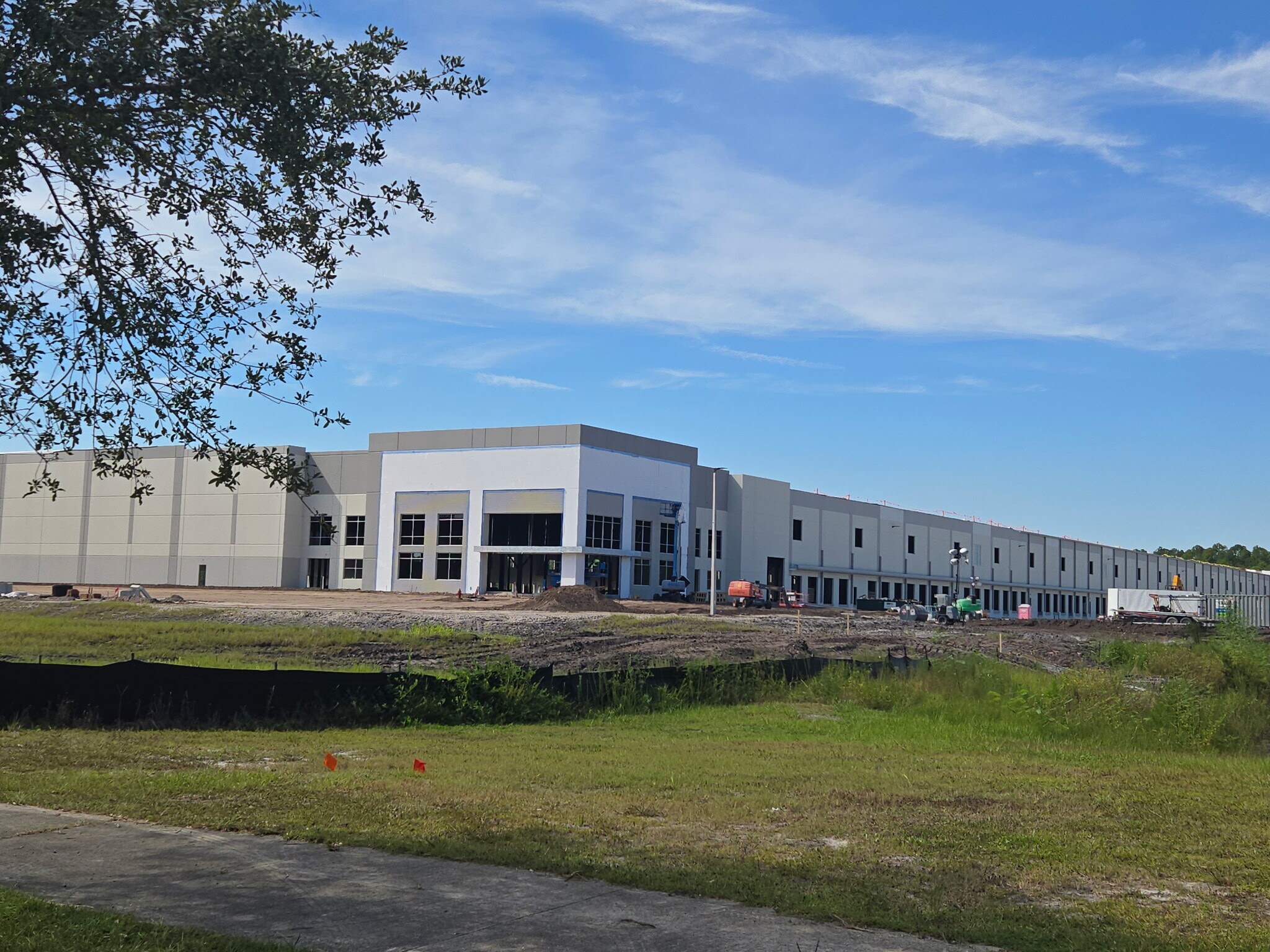 5550 POW-MIA Memorial Pkwy, Jacksonville, FL for lease Building Photo- Image 1 of 9