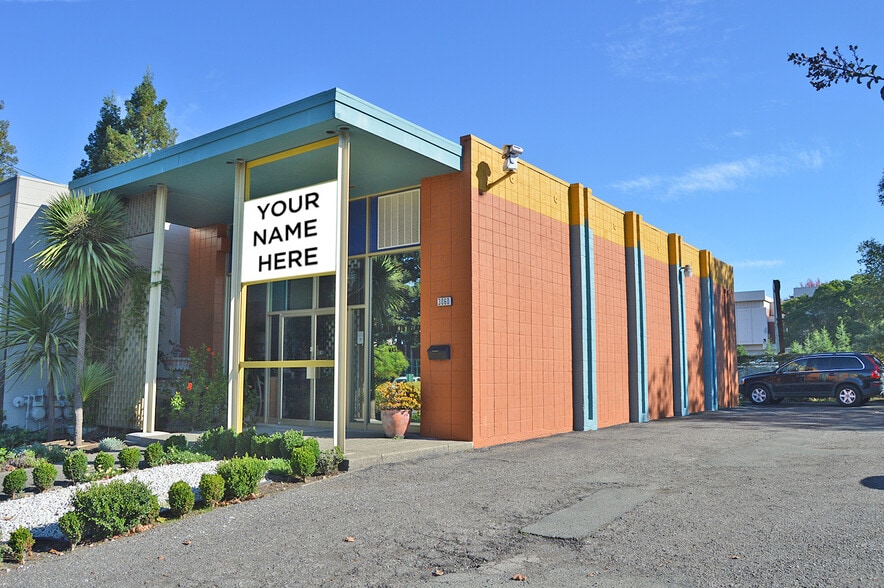 3060 Cleveland Ave, Santa Rosa, CA à vendre - Photo du bâtiment - Image 2 de 5