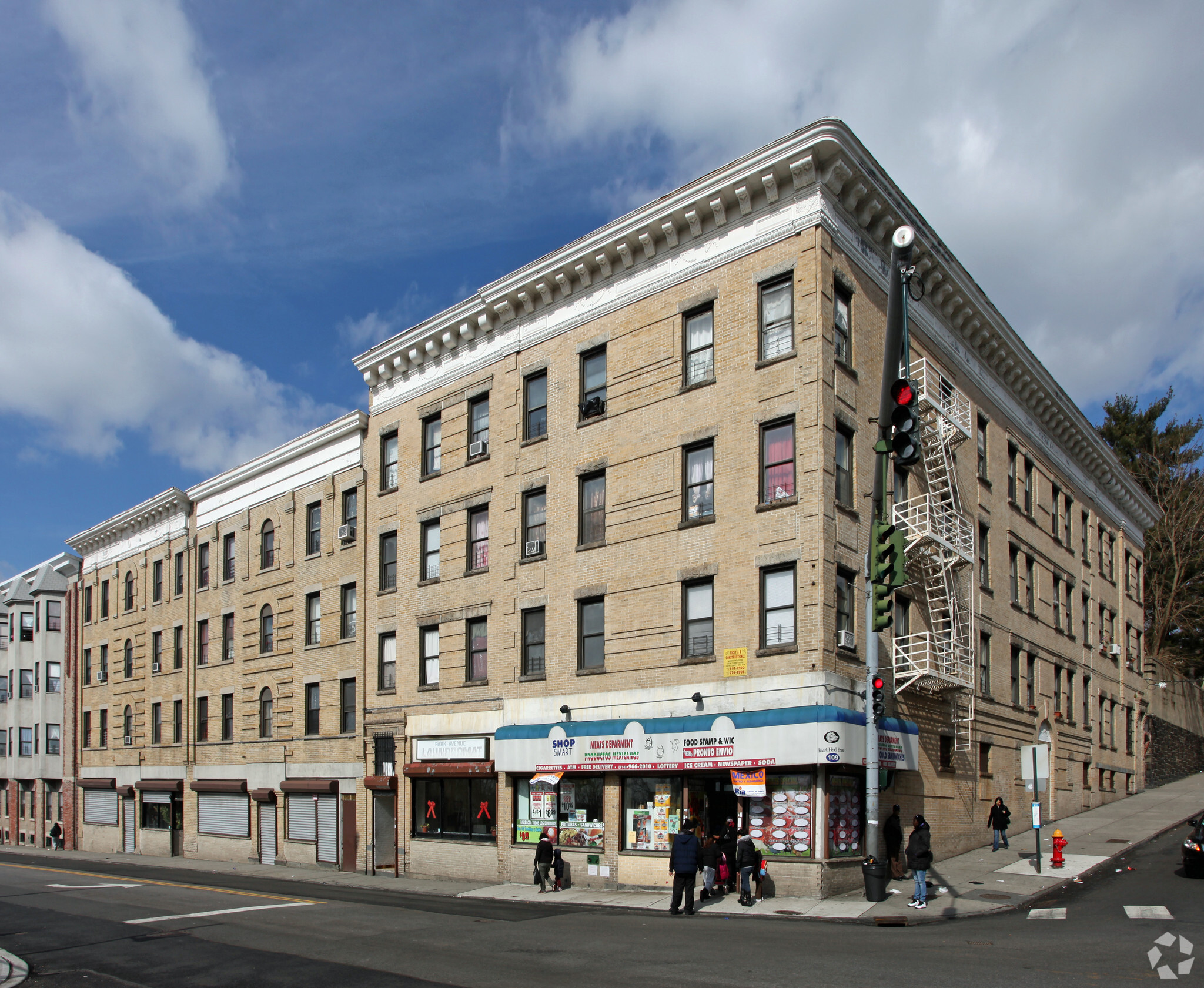 1 Park Ave, Yonkers, NY à vendre Photo principale- Image 1 de 1