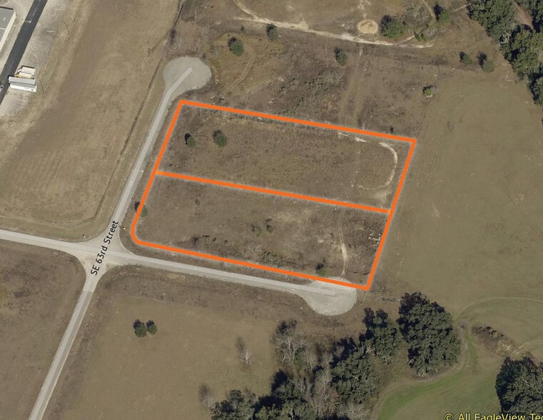 7795 SE 63rd Ct, Ocala, FL à vendre - Photo du bâtiment - Image 2 de 5