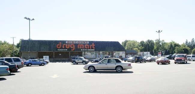 Plus de détails pour 24485-24569 Lorain Rd, North Olmsted, OH - Commerce de détail à louer