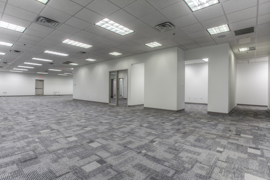 5209 Vesta Farley Rd, Fort Worth, TX for lease - Interior Photo - Image 2 of 12