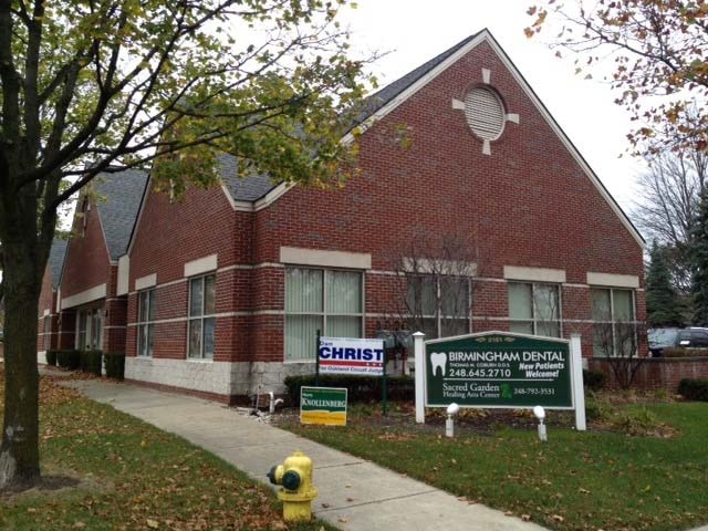 2151 E 14 Mile Rd, Birmingham, MI for lease - Building Photo - Image 3 of 3