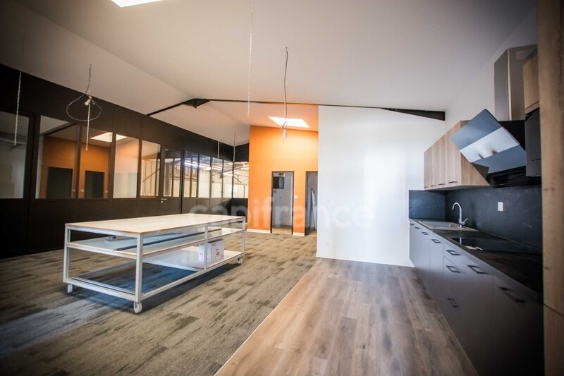 Office in Sète for lease Interior Photo- Image 1 of 9