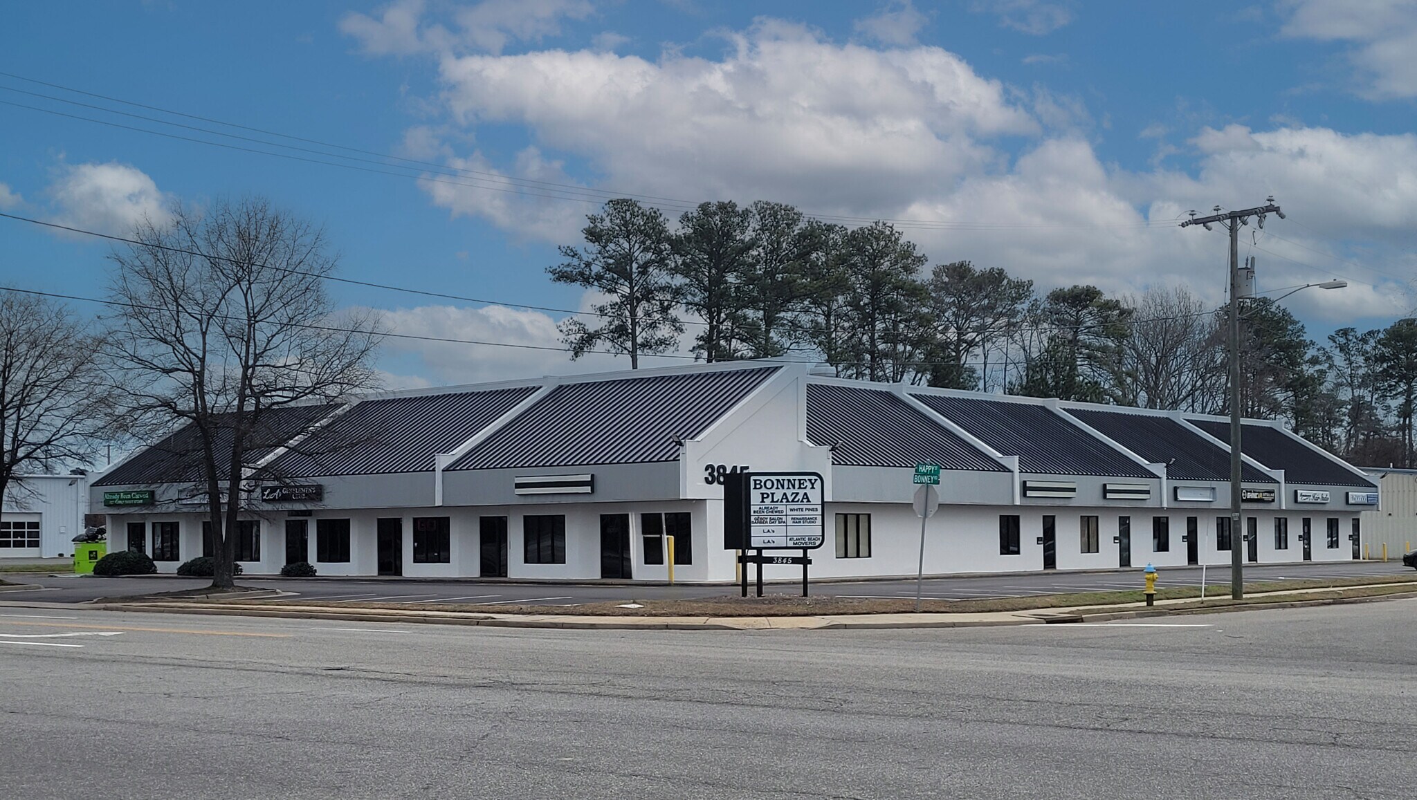 3845 Bonney Rd, Virginia Beach, VA à louer Photo du bâtiment- Image 1 de 6