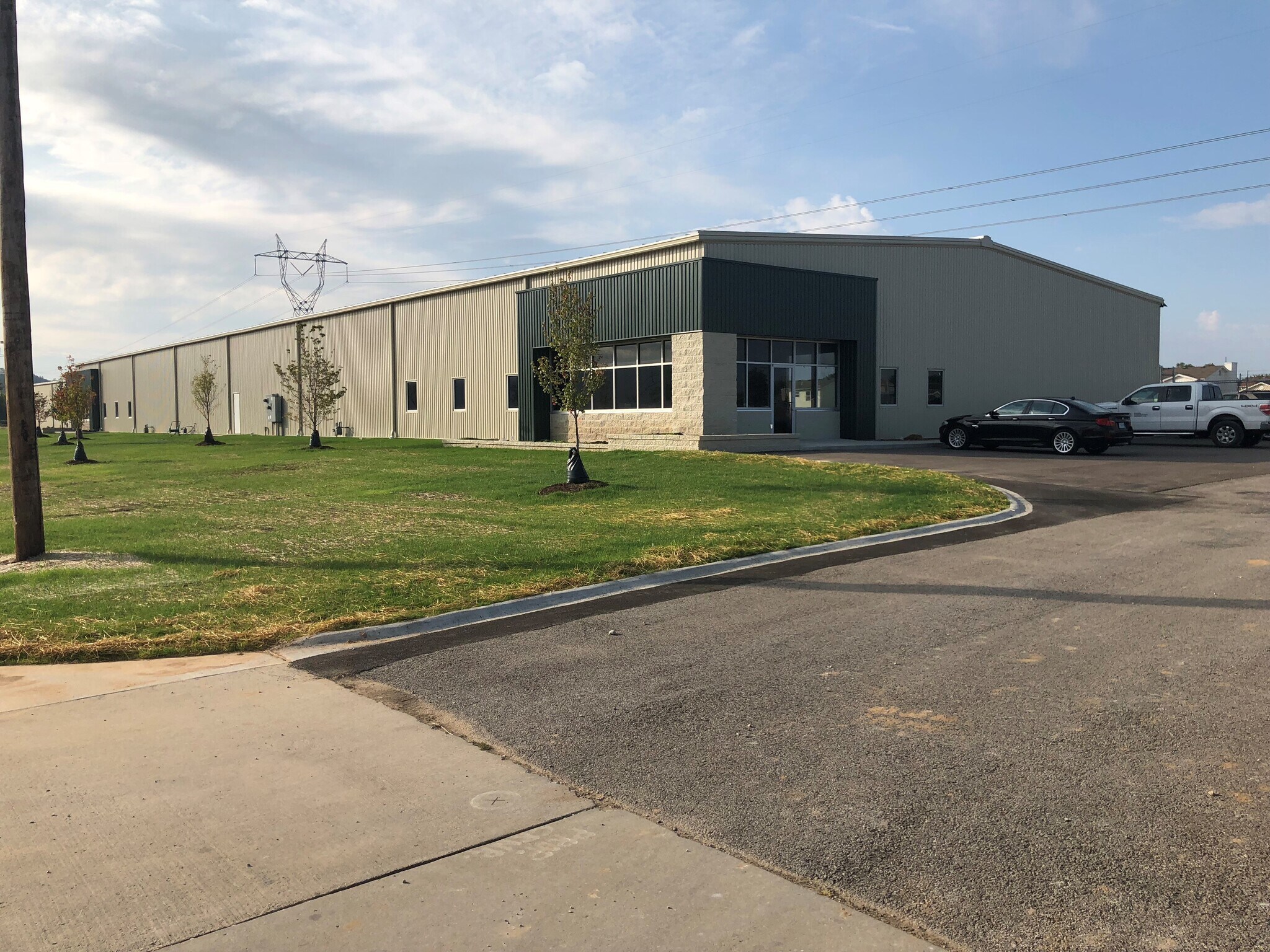 371 Transpoint Dr, Dupo, IL for lease Building Photo- Image 1 of 10