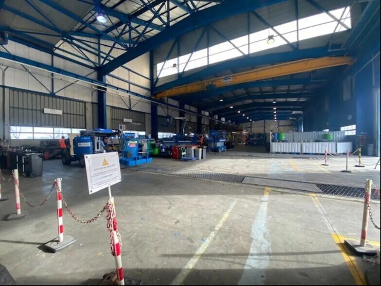 Bureau dans Aix-en-Provence à louer - Photo intérieure - Image 2 de 8