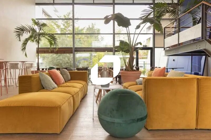 Bureau dans Bordeaux à louer - Photo du bâtiment - Image 2 de 10