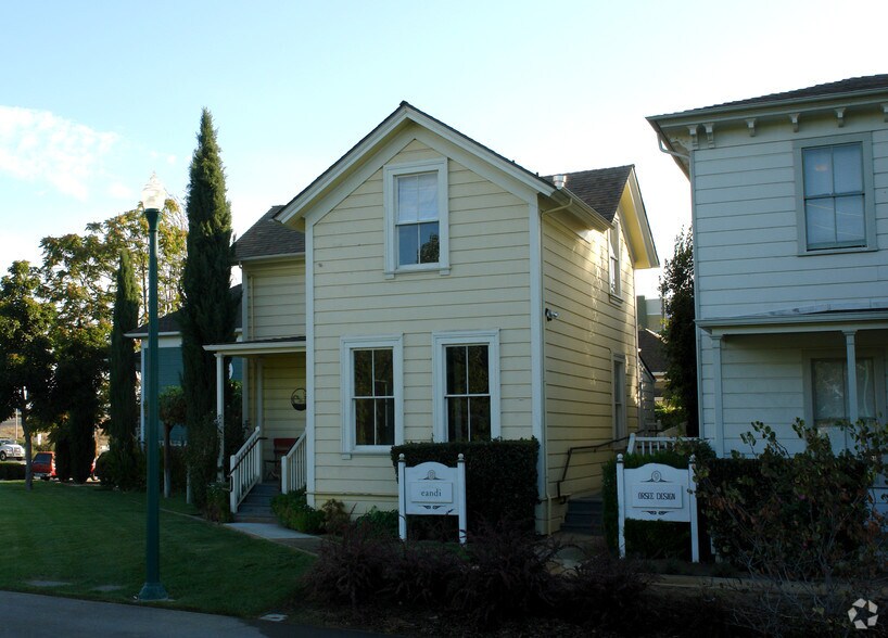 350 W Julian St, San Jose, CA à louer - Photo principale - Image 3 de 22