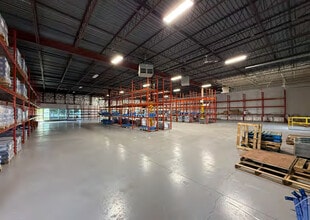 108 Woodbine Downs Blvd, Toronto, ON for lease Interior Photo- Image 2 of 6