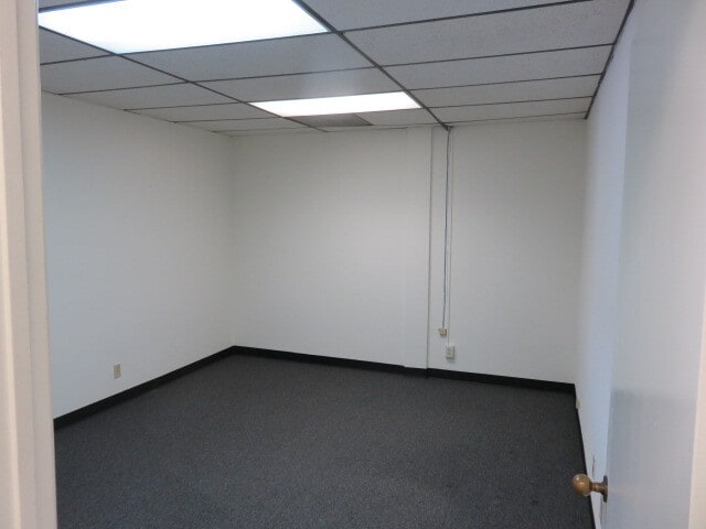 165 W Hospitality Ln, San Bernardino, CA for lease - Interior Photo - Image 2 of 46