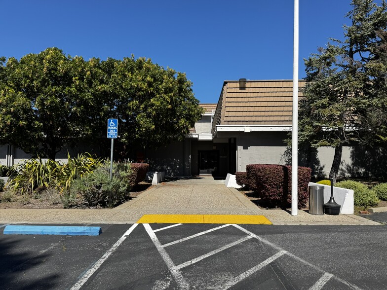 19 Davis Dr, Belmont, CA for lease - Primary Photo - Image 1 of 15