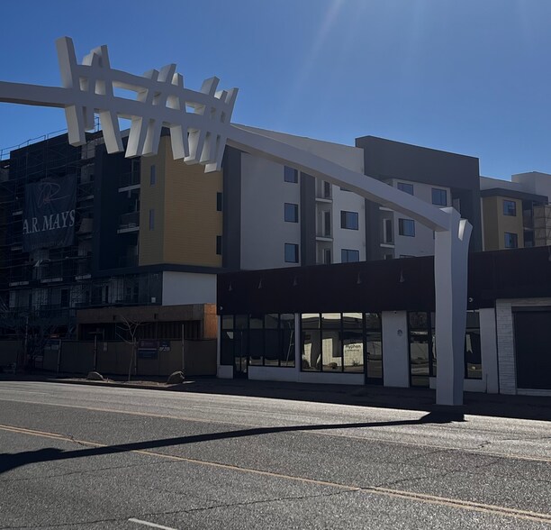 1633-1635 E Mcdowell Rd, Phoenix, AZ for lease - Building Photo - Image 1 of 1