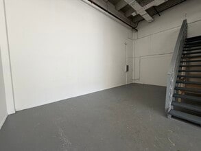 1120 Holland Dr, Boca Raton, FL à louer Photo intérieure- Image 2 de 9