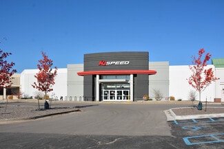 Plus de détails pour 1212 W South Airport Rd W, Traverse City, MI - Commerce de détail à vendre