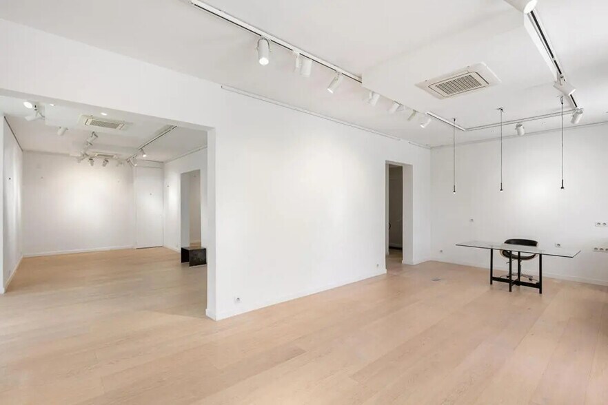 Commerce de détail dans Saint-Paul-de-Vence à vendre - Photo du bâtiment - Image 2 de 5