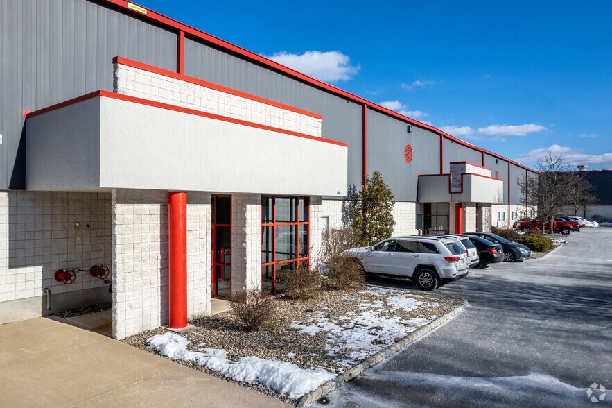 80-98 N Main St, Wharton, NJ à louer - Photo du bâtiment - Image 3 de 5