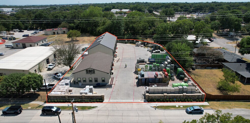717 Tower Ln, McKinney, TX à louer - Photo du bâtiment - Image 1 de 7