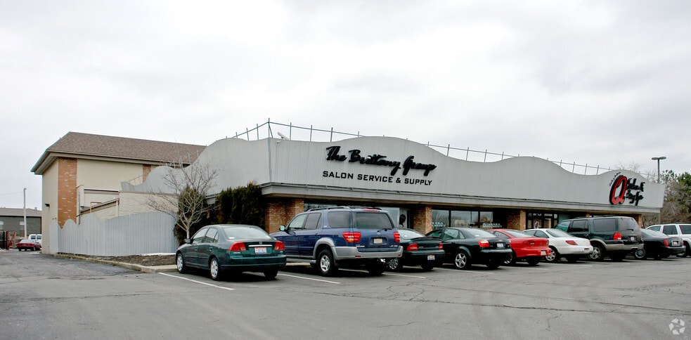 2260-2264 W Henderson Rd, Columbus, OH for lease - Building Photo - Image 3 of 9