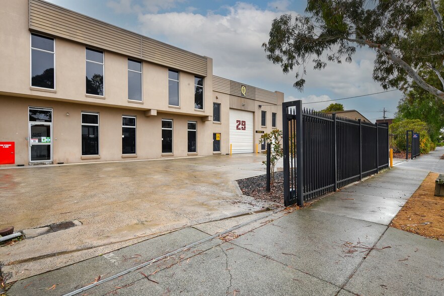29 Winterton Rd, Clayton for sale - Building Photo - Image 3 of 10