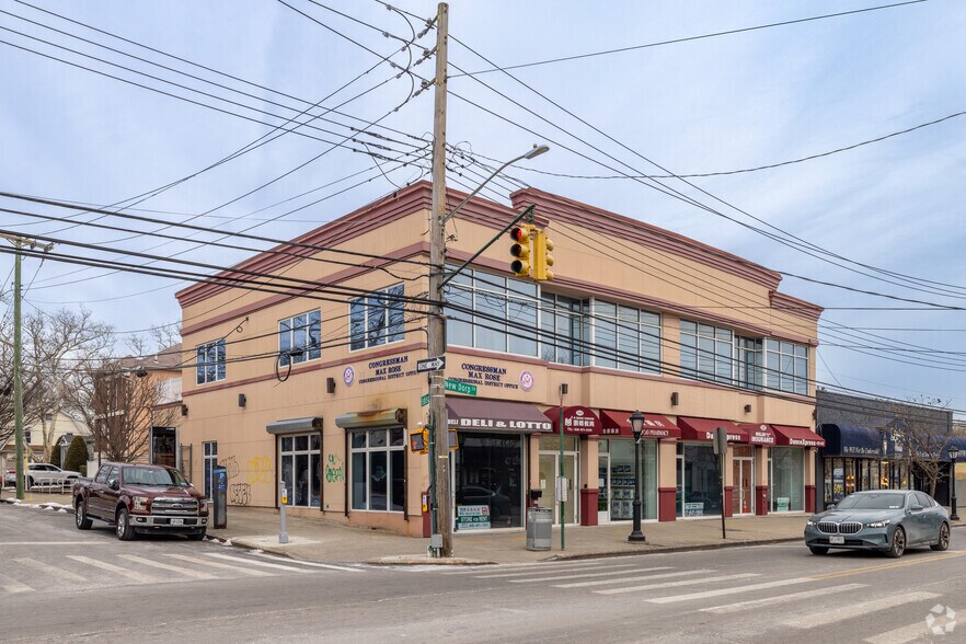265-267 New Dorp Ln, Staten Island, NY for lease - Primary Photo - Image 1 of 4