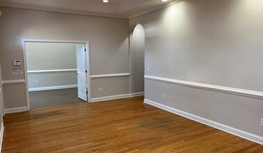 1855 Lockeway Dr, Alpharetta, GA à louer Photo intérieure- Image 2 de 6