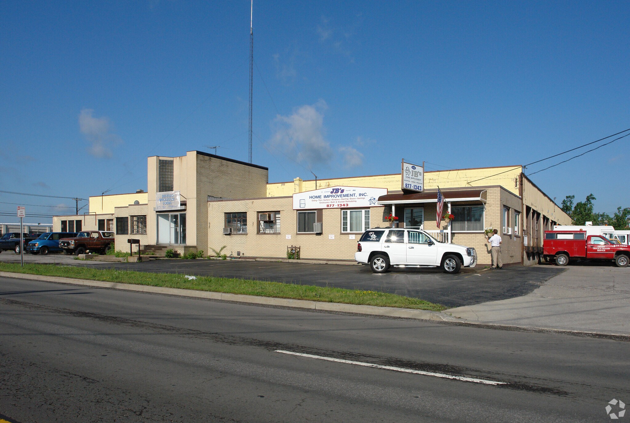 1120 Military Rd, Tonawanda, NY à vendre Photo principale- Image 1 de 3