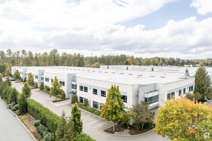 26918 56 Ave, Langley Twp, BC à louer - Aérien - Image 3 de 3