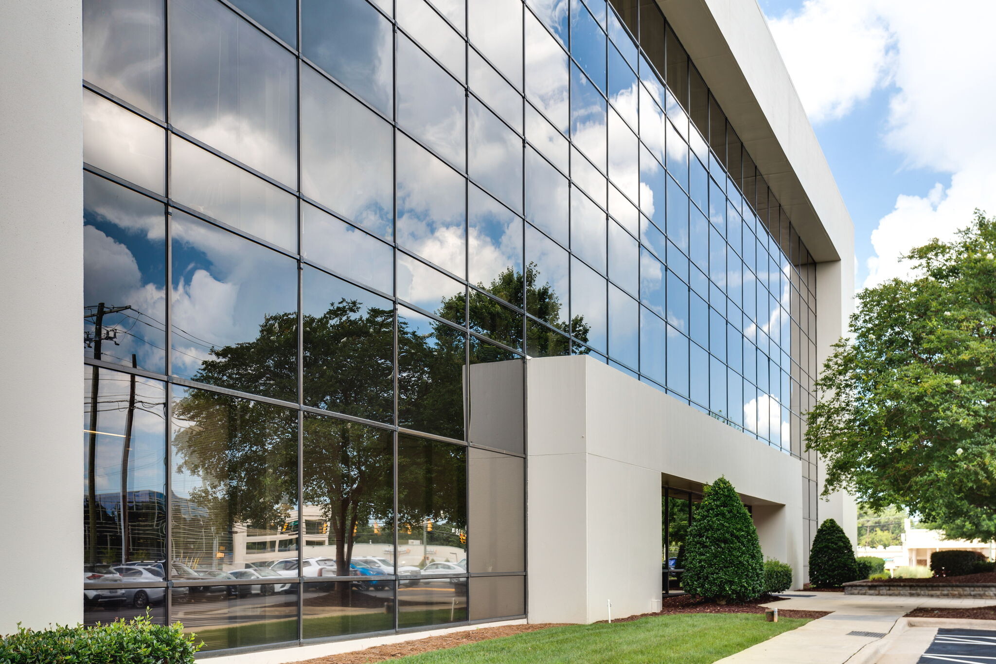 5000 Falls of Neuse Rd, Raleigh, NC for lease Primary Photo- Image 1 of 7