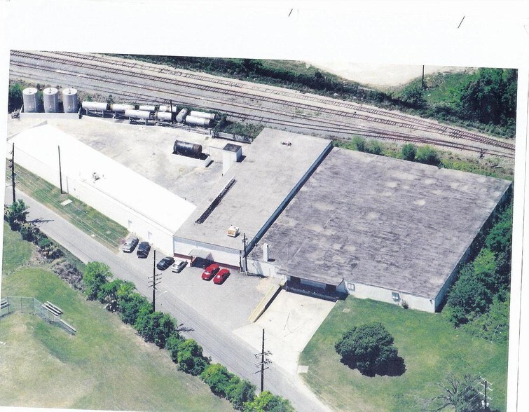 100 Old West Lathrop Ave, Savannah, GA à louer - Photo du bâtiment - Image 2 de 6