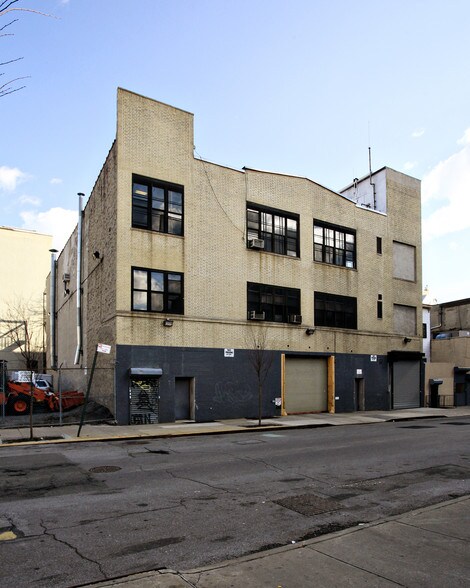 177 E 123rd St, New York, NY à vendre - Photo du bâtiment - Image 2 de 2