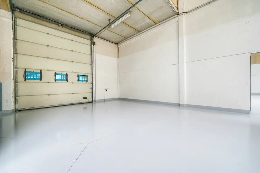 Flex dans Ennery à louer - Photo intérieure - Image 3 de 5