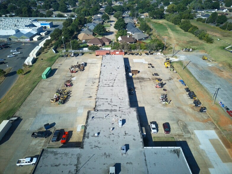 1909 N Highway 81, Duncan, OK à vendre - Photo du bâtiment - Image 2 de 80
