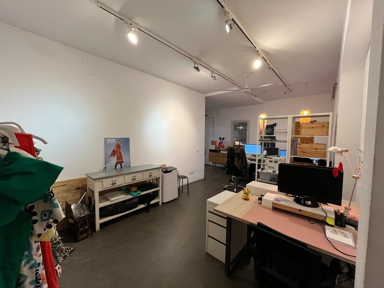 Multifamily in Madrid, Madrid for sale - Interior Photo - Image 3 of 8
