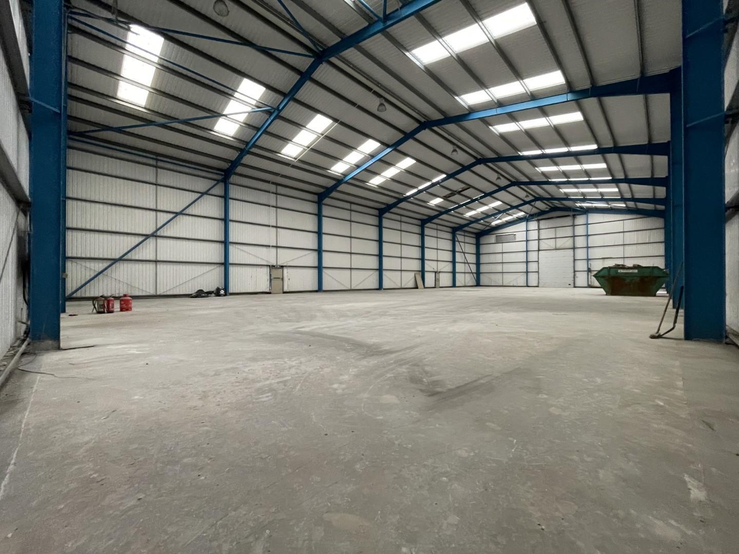 Dengemarsh Rd, Lydd for lease Interior Photo- Image 1 of 2