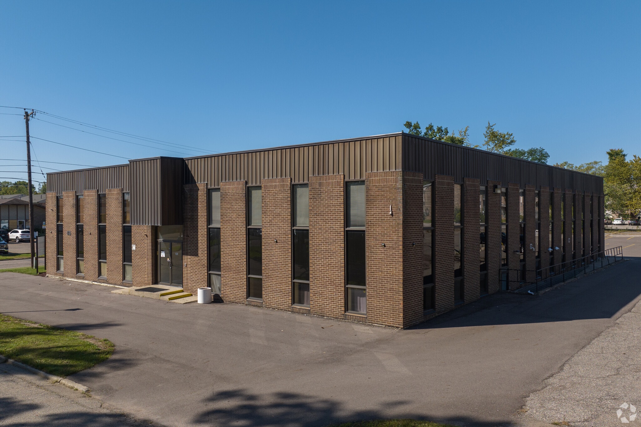 835 Louisa St, Lansing, MI for lease Primary Photo- Image 1 of 15