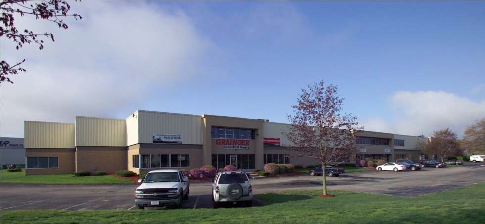 125 John Hancock Rd, Taunton, MA à louer Photo principale- Image 1 de 20