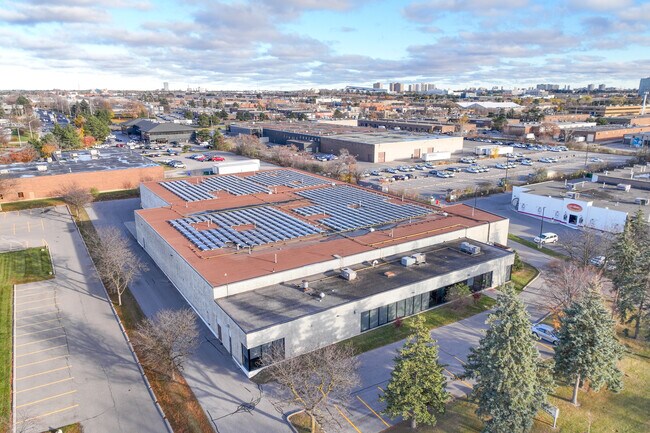Plus de détails pour 40 Nolan Ct, Markham, ON - Industriel à vendre