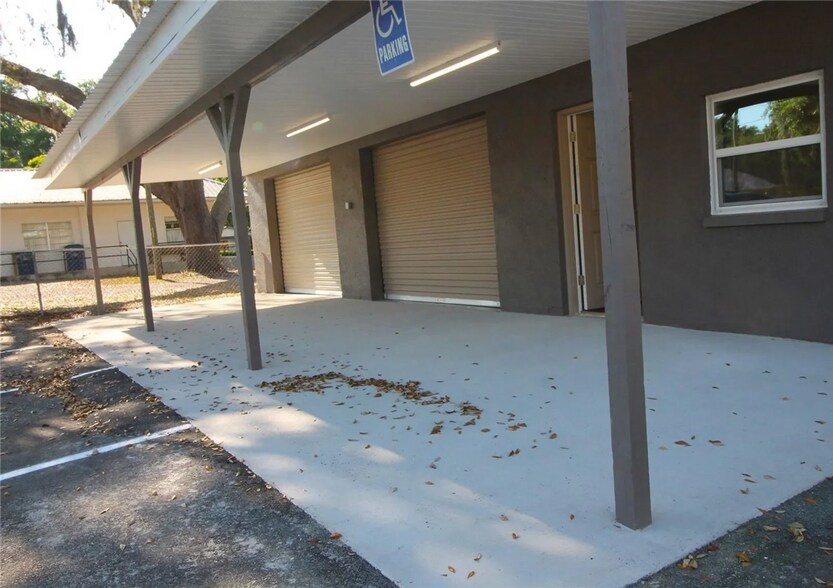 114 W Myers Blvd, Mascotte, FL à vendre - Photo du bâtiment - Image 3 de 16