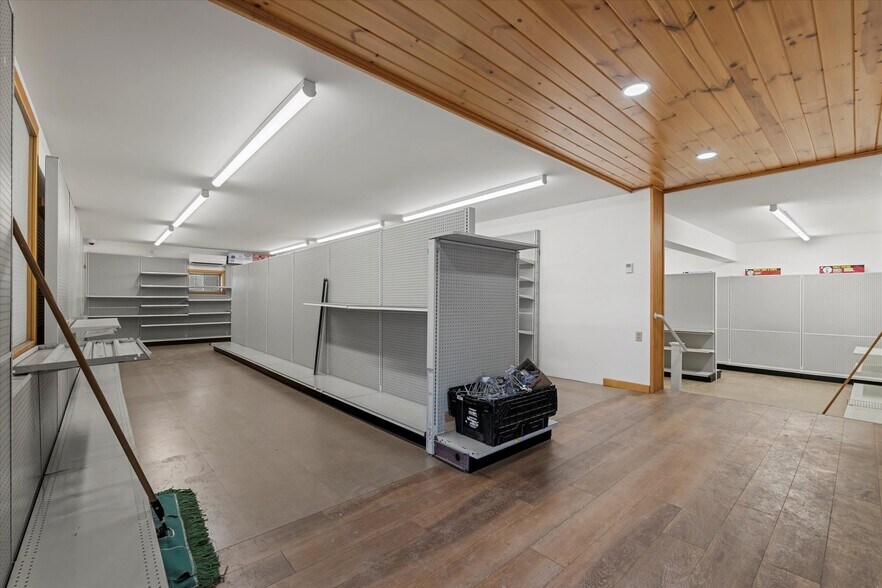 309 Main St, Emlenton, PA à vendre - Photo du bâtiment - Image 3 de 50