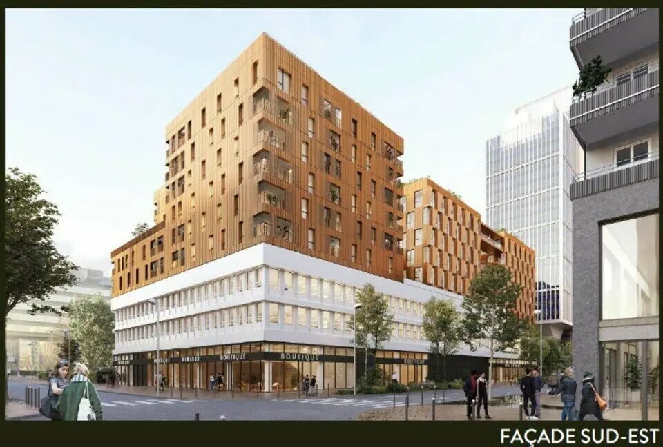 Retail in Lyon for lease Building Photo- Image 1 of 6