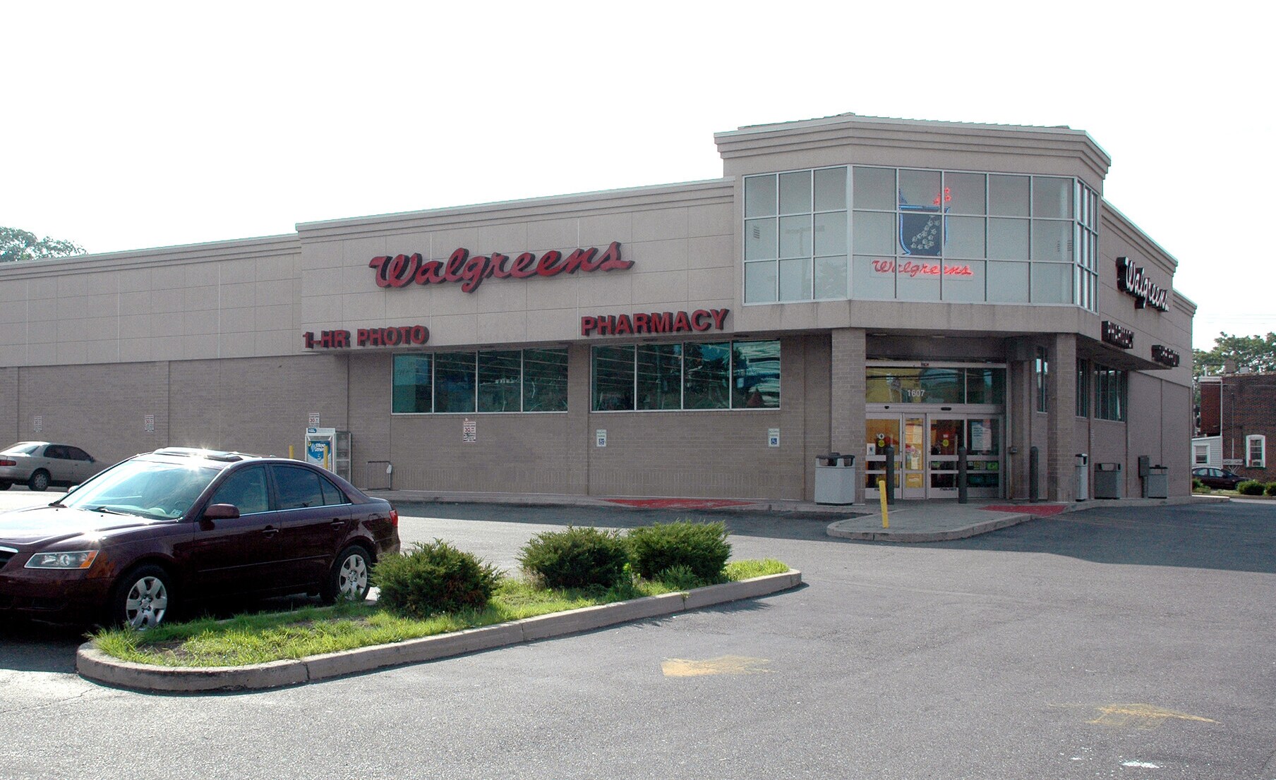 1607 Bridge St, Philadelphia, PA à vendre Photo principale- Image 1 de 6