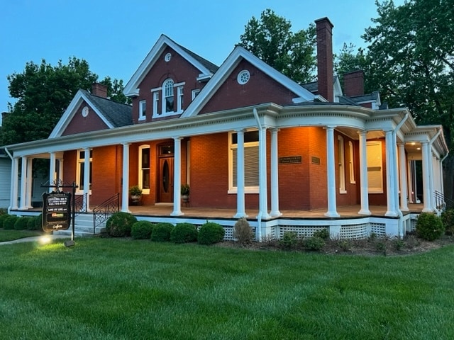 143 4th Ave N, Franklin, TN à louer Photo intérieure- Image 1 de 11