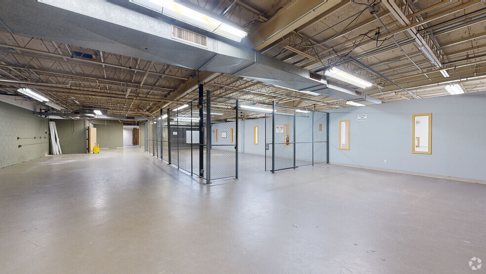 99 Airport Rd, Concord, NH à vendre - Photo du bâtiment - Image 2 de 19