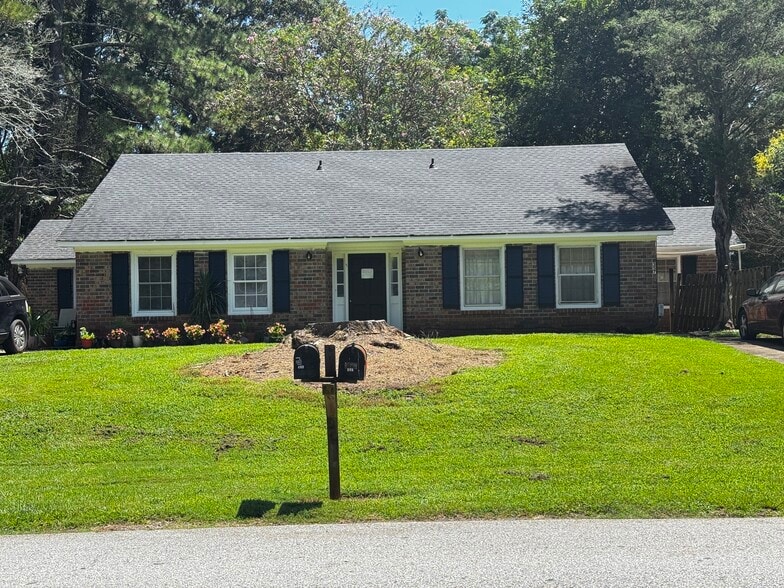 Multifamily in Athens, GA for sale - Building Photo - Image 1 of 1