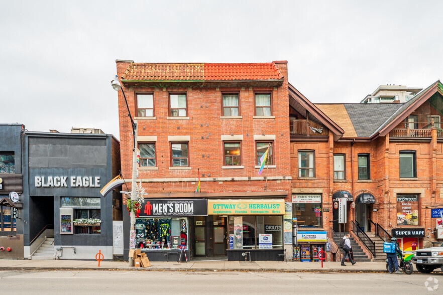 453 Church St, Toronto, ON for lease - Building Photo - Image 2 of 3