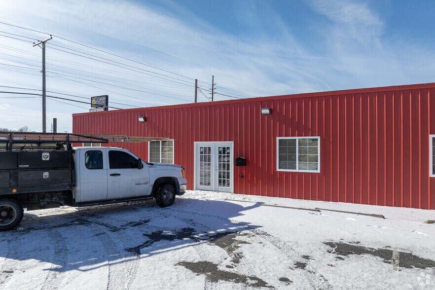 6900 Melton Rd, Gary, IN à louer - Photo du bâtiment - Image 2 de 6